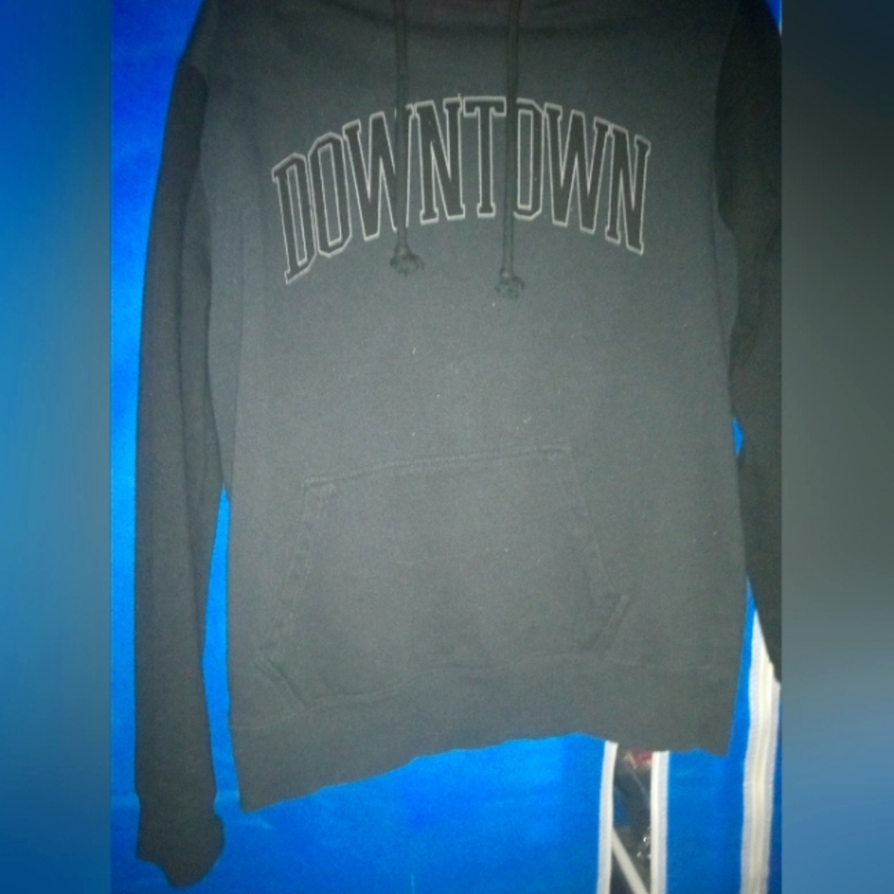 Black downtown hoidie